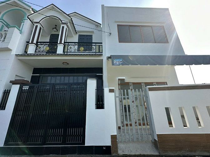 Bán nhà đẹp Đường ĐT 825, Thị trấn Đức Hòa, Huyện Đức Hoà, Long An — ảnh 2