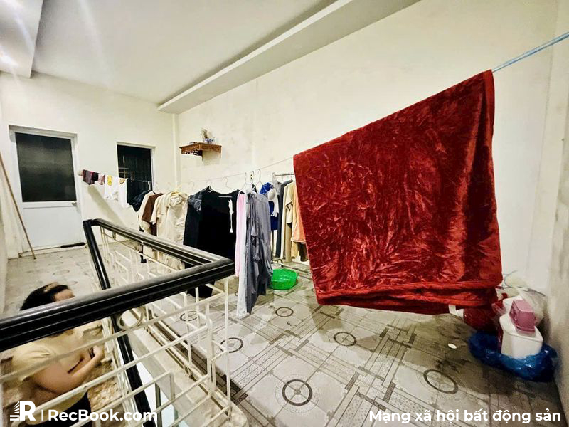 Nhà 3 tầng phố Trần Nguyên Hãn — ảnh 3