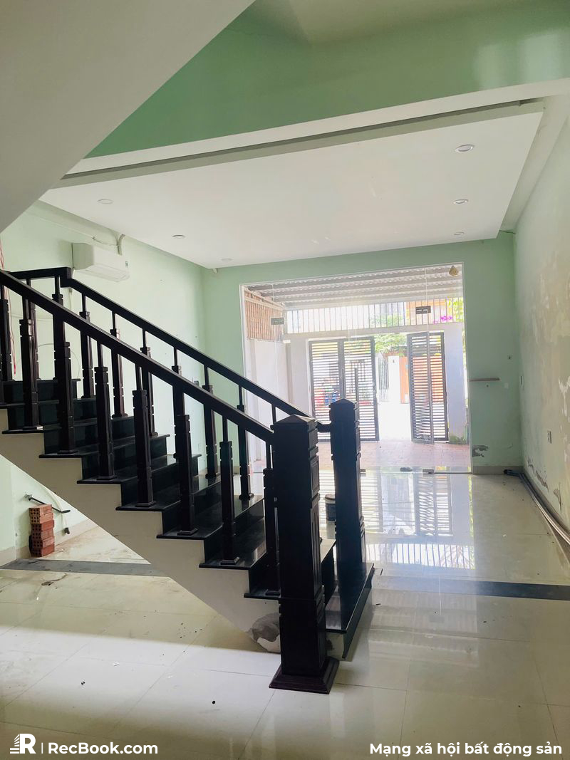 BÁN NHÀ 2 TẦNG + TUM, 100M², CHỈ 5.7 TỶ – KHU SẦM UẤT, GẦN ĐẠI LỘ VÕ CHÍ CÔNG — ảnh 4