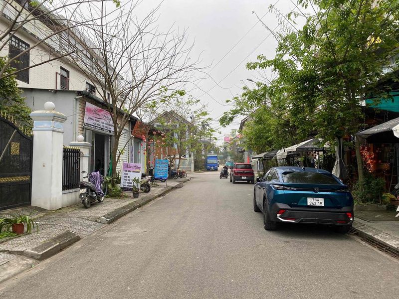 Bán Nhà 2 tầng 210m2 mặt tiền Lê Đình Dương sau lưng chợ Tứ Hạ, Lê Đình Dương, Phường Tứ Hạ, Thị xã Hương Trà, Thừa Thiên Huế — ảnh 3