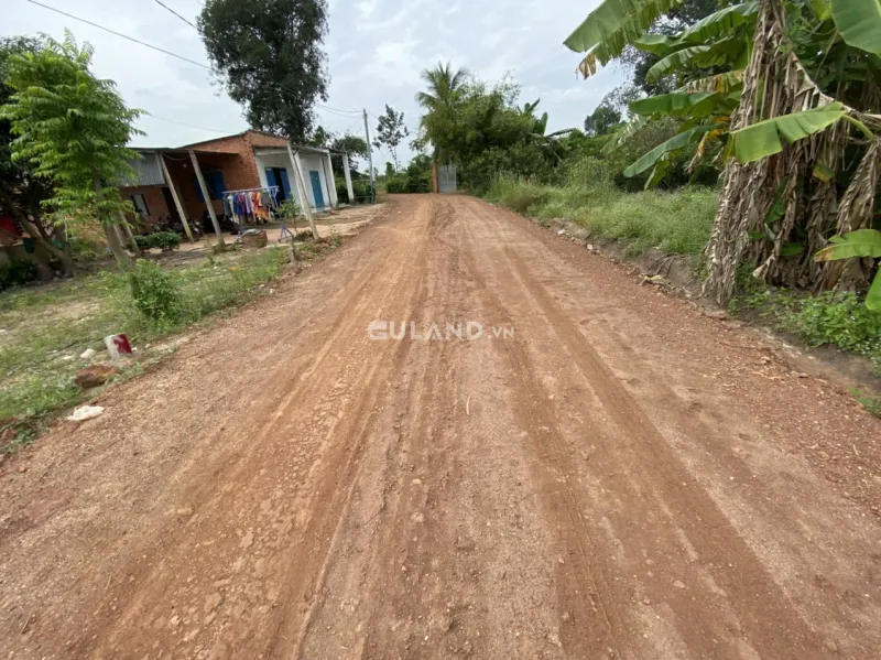 Bán đất thổ cư 167.3m² , giá 550 triệu tại, Xã Tân Phú, Huyện Tân Châu, Tây Ninh