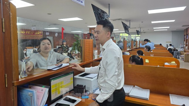 Hà Nội: Ra khuyến cáo về người dân ‘ùn ùn’ đi xin xác nhận để mua nhà xã hội