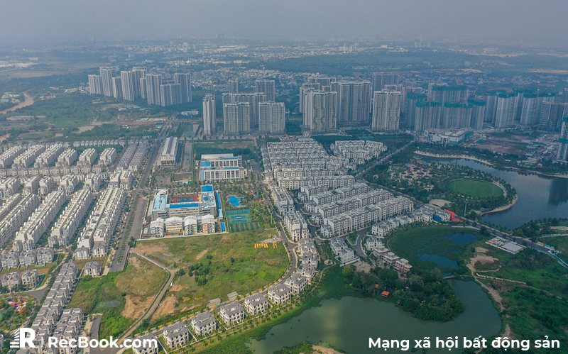 Địa ốc 2024 có tiếp làn sóng giảm giá?