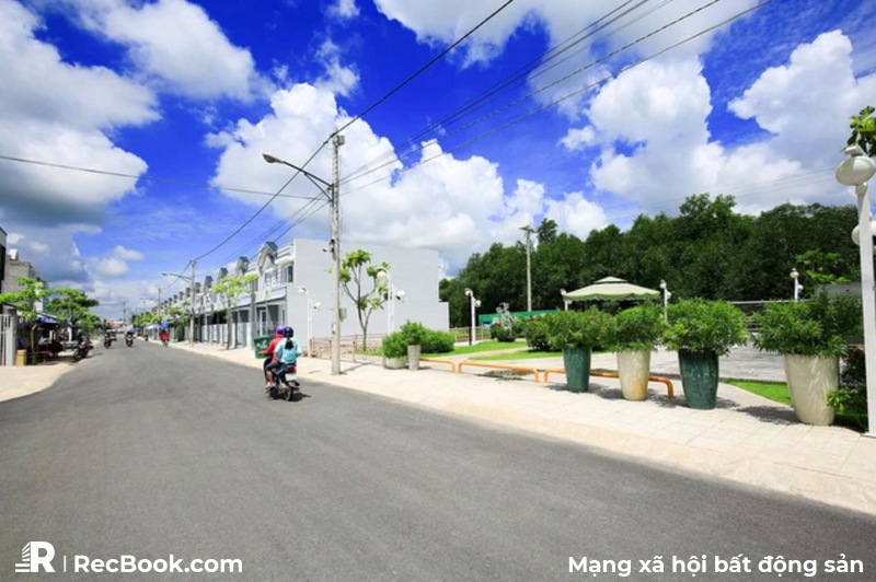 “Đất nền tỉnh còn căng lắm”!