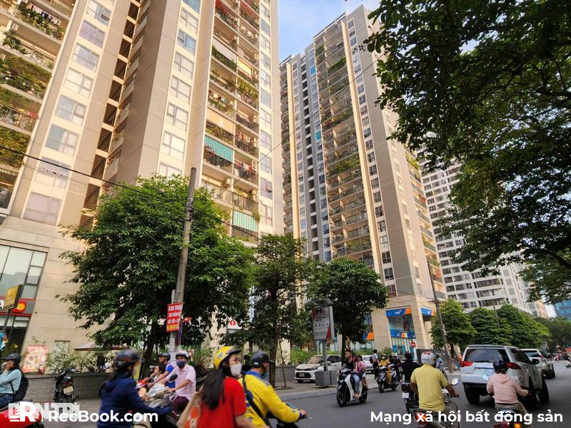 Liên tục tăng giá, căn hộ chung cư thành "miếng bánh ngọt" cho nhà đầu tư