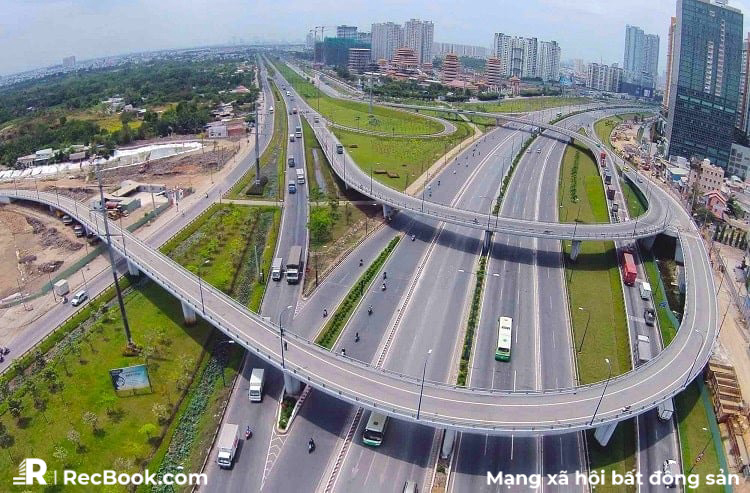 "Giật mình" về số cao tốc khởi công năm 2023 bằng cả 10 năm trước cộng lại