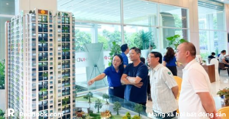 Thị trường bất động sản 2024: "Nín thở" chờ quý III đảo chiều