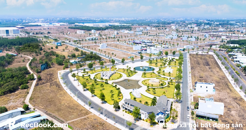 “Thị trường bất động sản sẽ rực rỡ từ năm 2025, nhà đầu tư có thể chốt lời vào năm 2026”