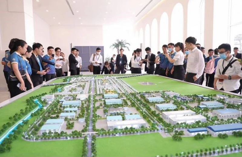 Luật Đất đai thông qua, giá bất động sản sẽ được điều chỉnh về mức hợp lý hơn