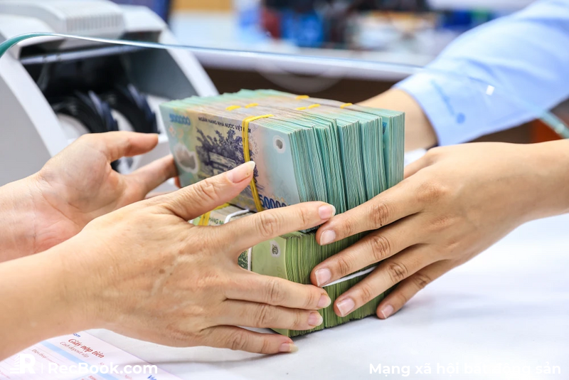 Từ ngày 01/12/2023, giao dịch từ 400 triệu đồng trở lên phải báo cáo Ngân hàng Nhà nước