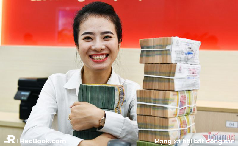 Lãi suất ngân hàng 25/12/2023: Một ngân hàng Big4 giảm kỷ lục, chỉ còn 1,9%/năm