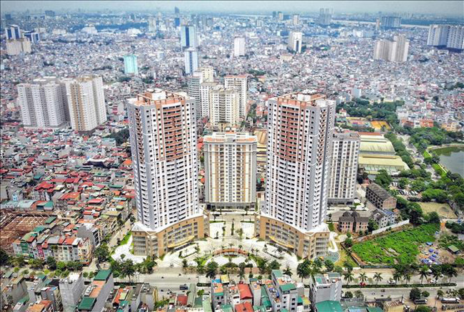 Phát triển thị trường bất động sản, nhà ở xã hội an toàn, lành mạnh, bền vững, cân đối cung - cầu, đáp ứng nhu cầu chỗ ở cho người dân, đối tượng chính sách