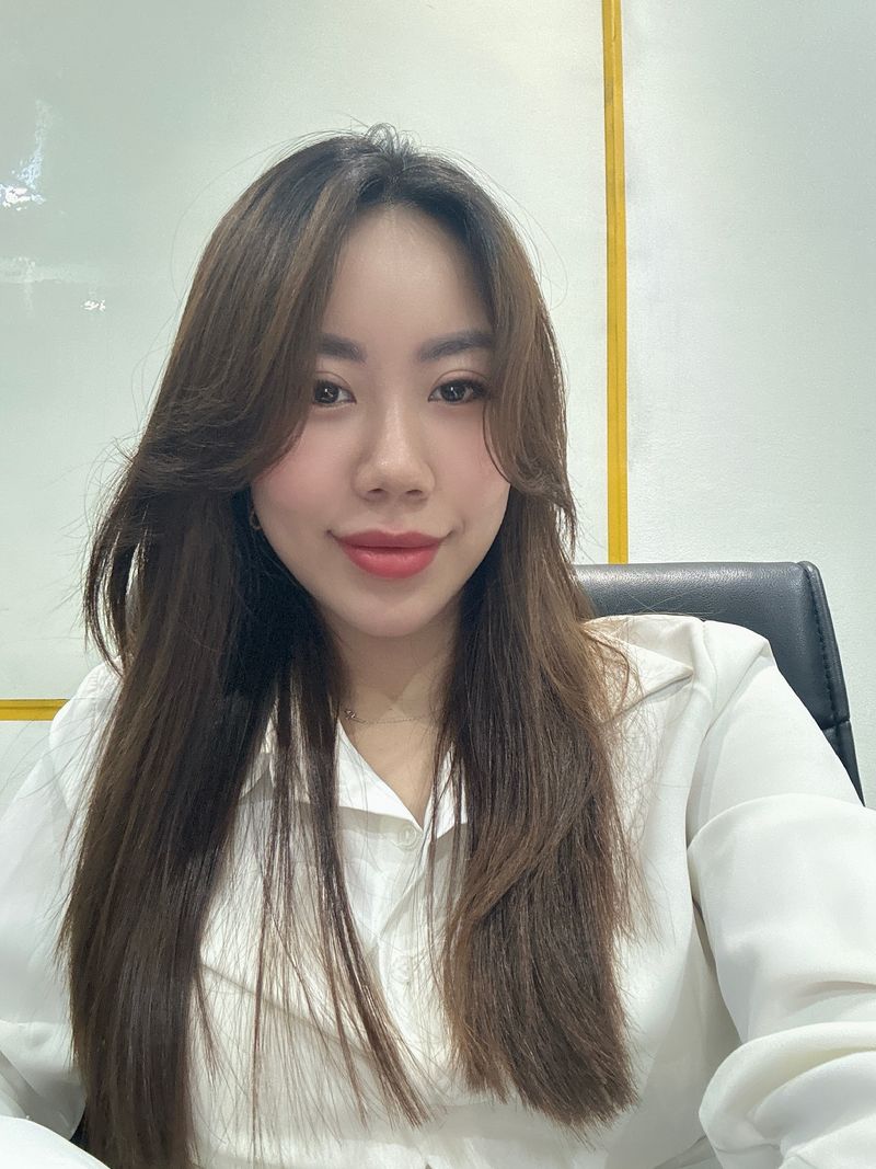 Đinh Quỳnh Hương