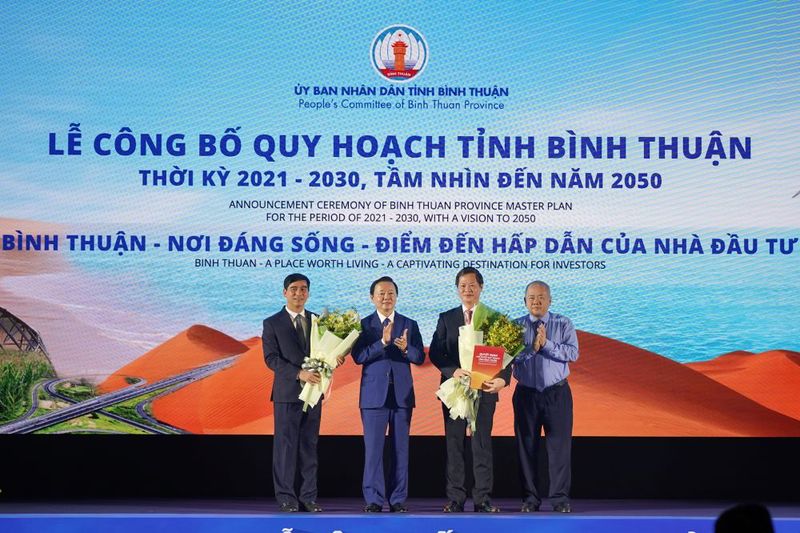 Nhiều địa phương ven biển miền Trung công khai quy hoạch, thu hút đầu tư loạt dự án lớn