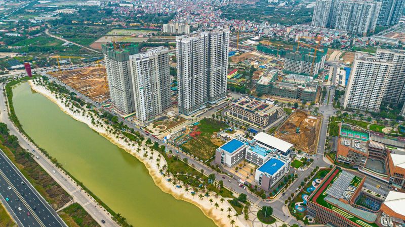 Hàng loạt dự án bất động sản nghìn tỷ đua nhau ra mắt từ Bắc vào Nam, dòng tiền của giới đầu cơ bắt đầu "ngọ nguậy" và "sắp quậy"?