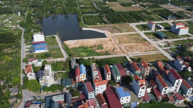 Đánh thuế bất động sản bỏ hoang: Làm sao không "vơ đũa cả nắm"?