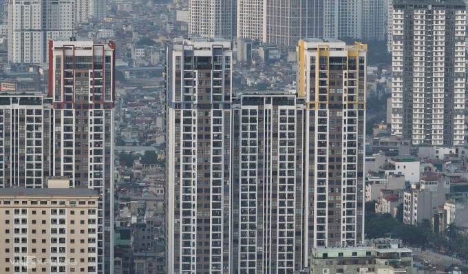 Dòng tiền có xu hướng dịch chuyển từ chứng khoán sang bất động sản