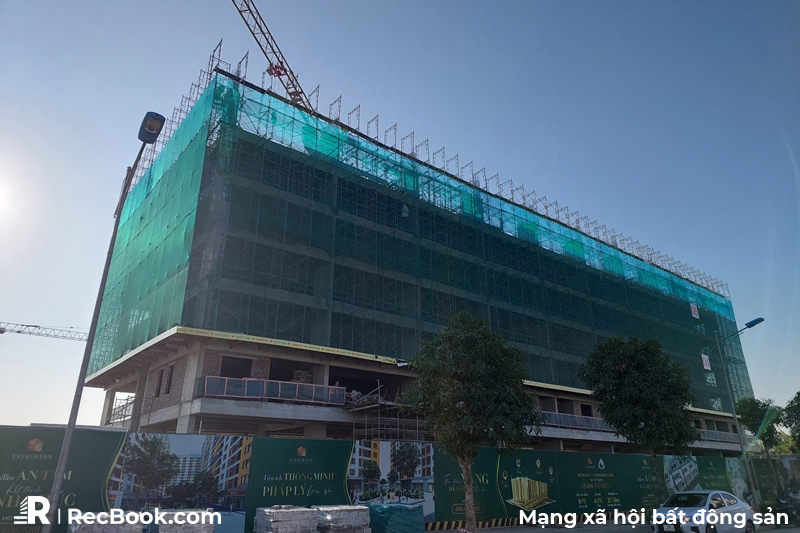 Người lao động phấn khởi khi đủ điều kiện mua nhà ở xã hội
