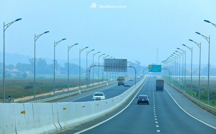 Bộ GTVT ủng hộ đề xuất đầu tư sớm xây dựng cao tốc Ninh Bình-Hải Phòng qua TP. Hải Phòng