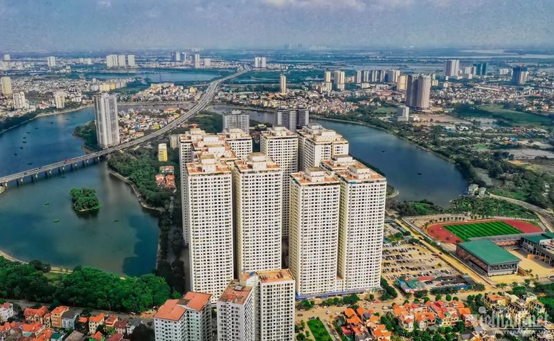 'Thị trường bất động sản có thể dư thừa nguồn cung'