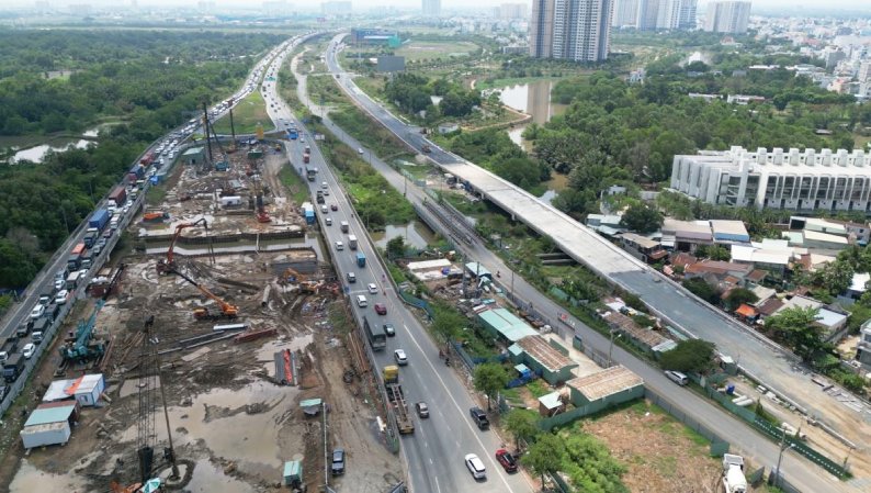 Chi gần 1.000 tỉ đồng mở rộng 3,2km đường dẫn cao tốc TP.HCM – Long Thành