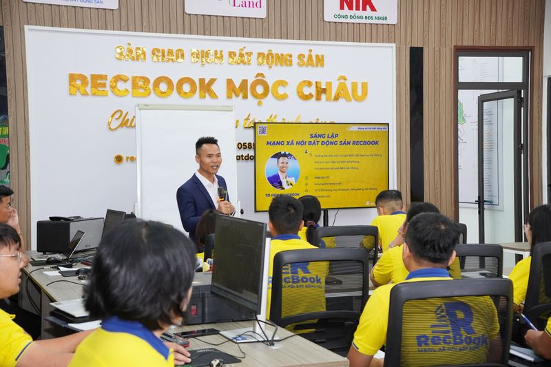 [RECBOOK MỘC CHÂU] ĐÀO TẠO CHUYÊN SÂU NGHỀ MÔI GIỚI BẤT ĐỘNG SẢN CHUYÊN NGHIỆP