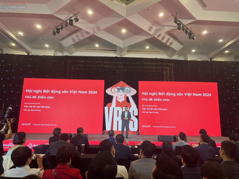 Hội nghị Bất động sản VRES 2024: Nhìn lại thị trường bất động sản 30 năm